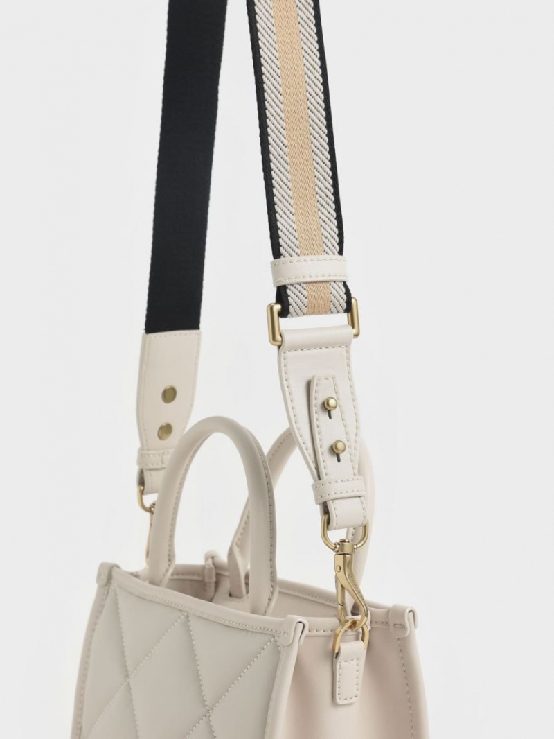 Geanta Tote Charles & Keith Celia Matlasat Albi | 207SPUQTY