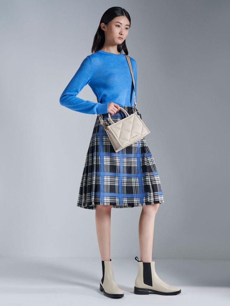 Geanta Tote Charles & Keith Celia Matlasat Albi | 207SPUQTY