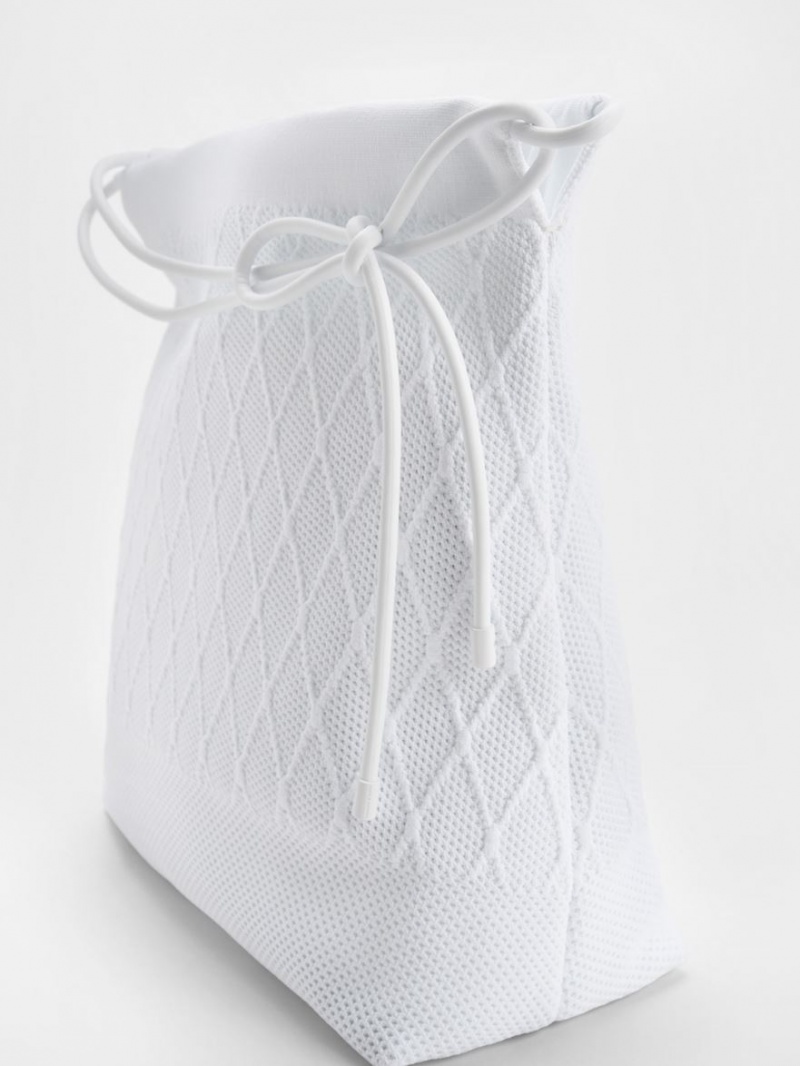 Geanta Tote Charles & Keith Genoa Bow-Tie Tricotate Albi | 397TMRZOH