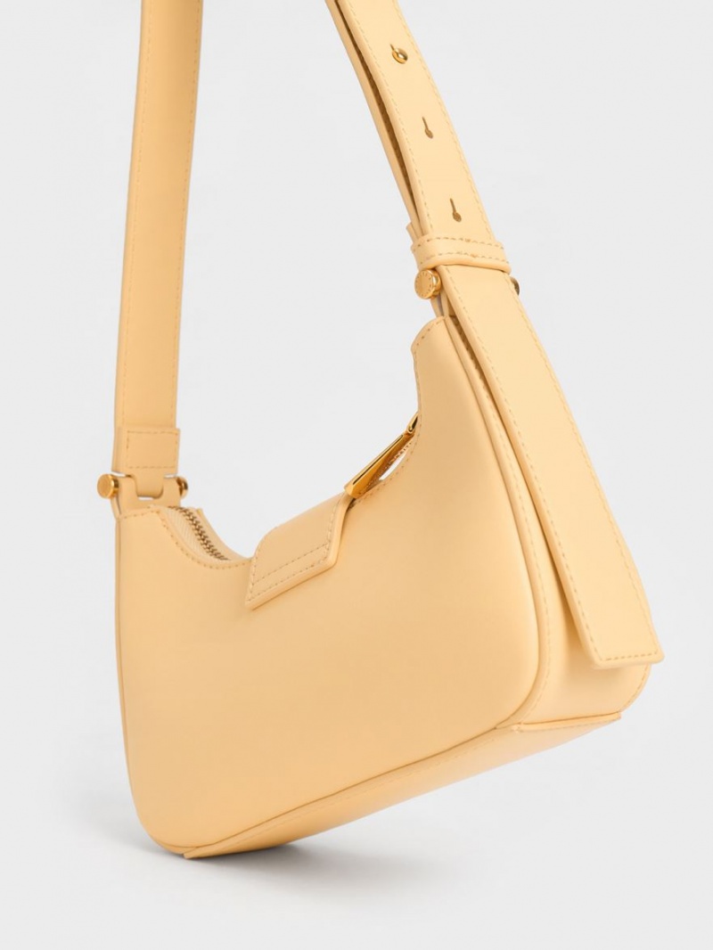 Geanta Tote Charles & Keith Metallic Accent Belted Bej | 671DLFION