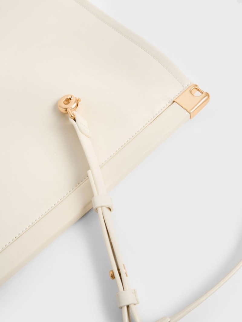 Geanta Tote Charles & Keith Ridley Slouchy Albi | 978CYDSRA