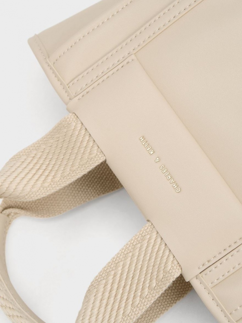 Geanta Tote Charles & Keith Shalia Chain-Handle Bej | 937OWMPDL