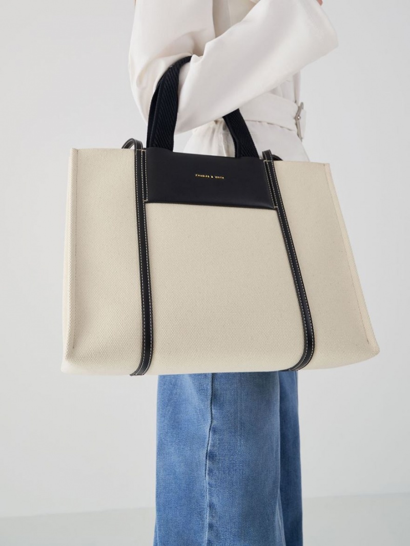 Geanta Tote Charles & Keith Shalia Panza Albi | 859XHEJZM