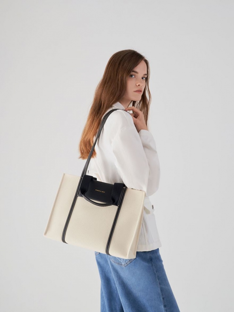 Geanta Tote Charles & Keith Shalia Panza Albi | 859XHEJZM