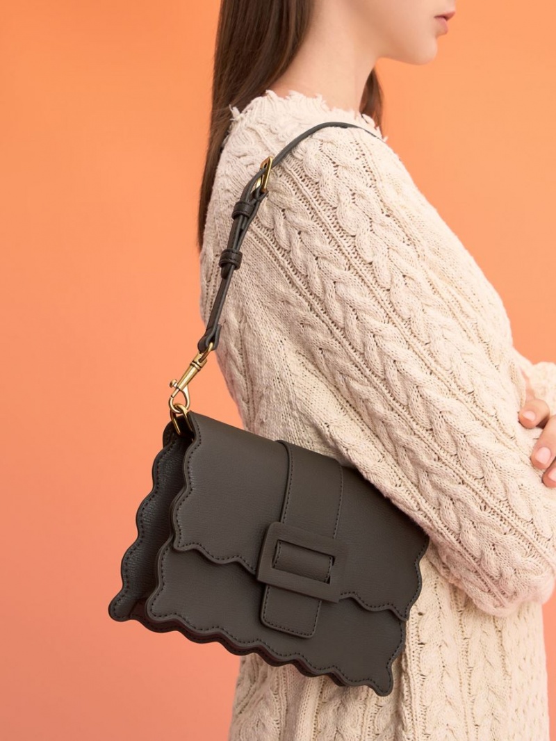 Geanta Tote Charles & Keith Waverly Scallop-Trim Negrii | 692PNBKWV