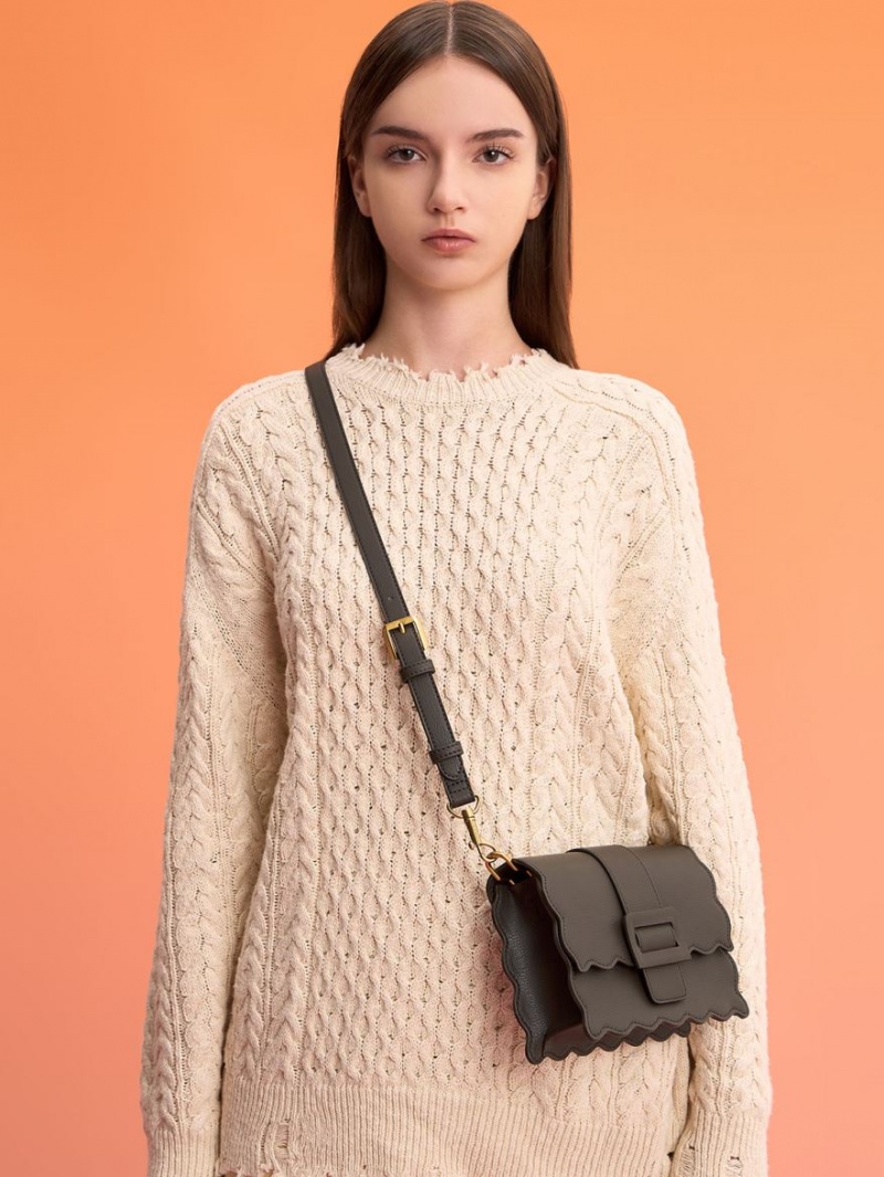 Geanta Tote Charles & Keith Waverly Scallop-Trim Negrii | 692PNBKWV