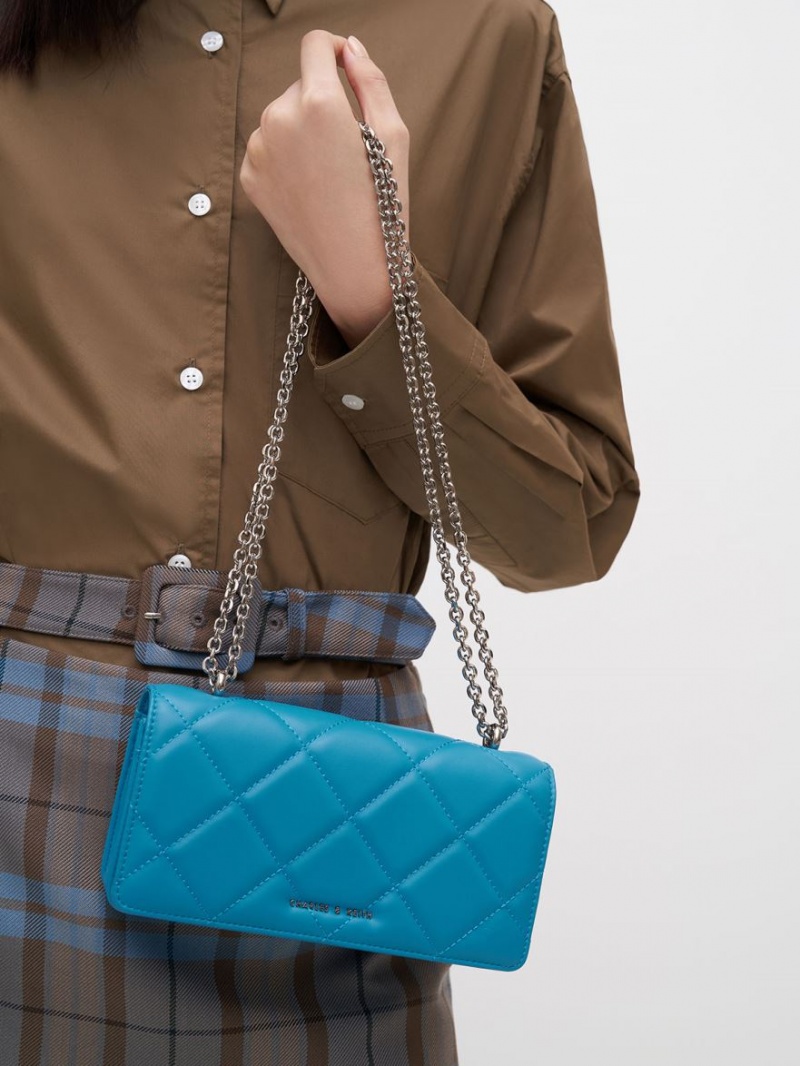 Portofel Charles & Keith Paffuto Chain Handle Matlasat Long Albastri | 306RDUPEA