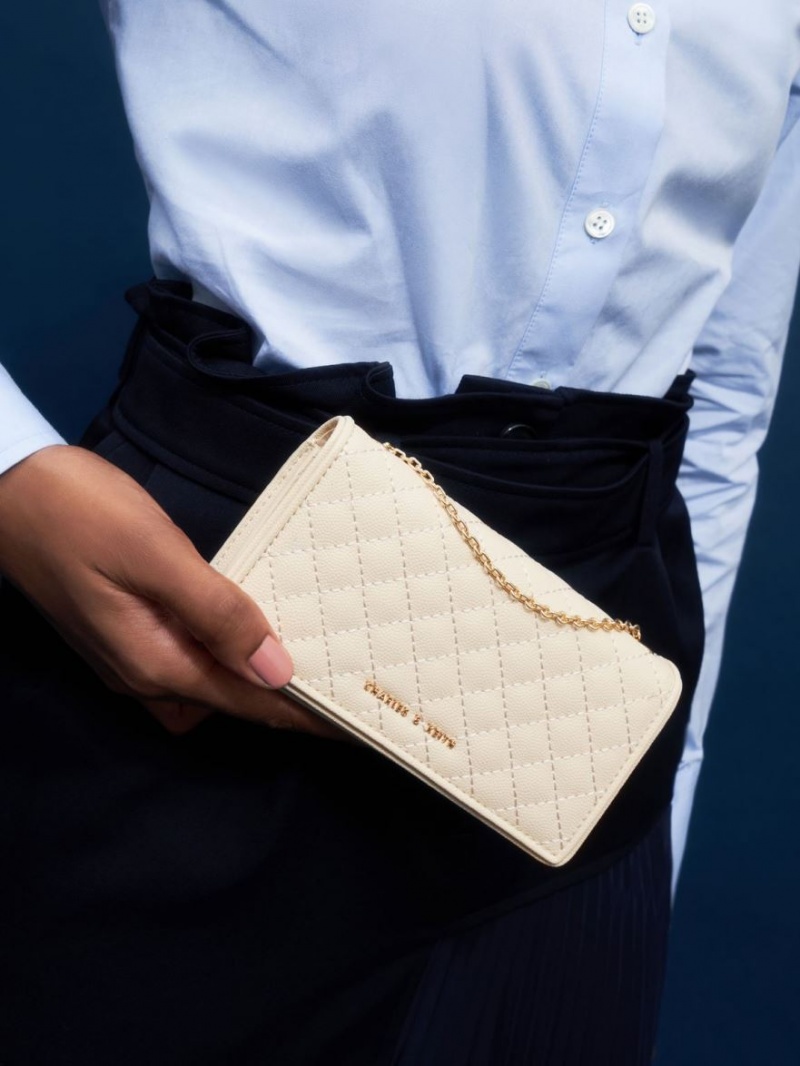 Pouches Charles & Keith Matlasat Albi | 150FJOGUM