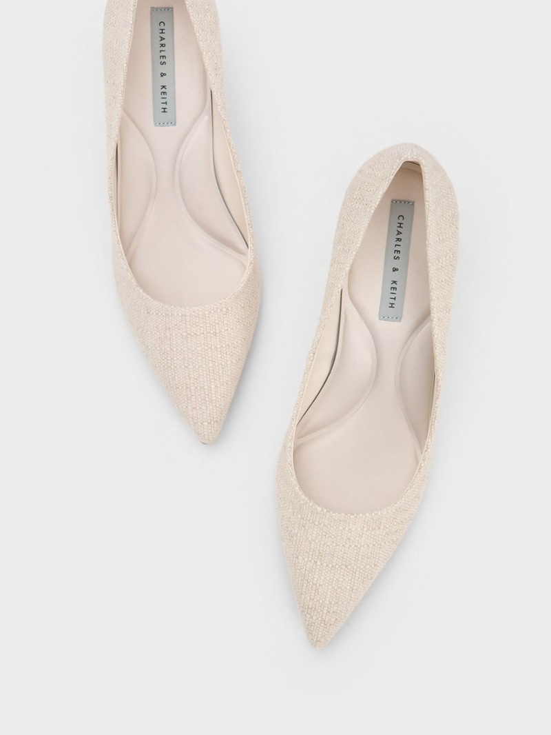 Pumps Charles & Keith Emmy Pointed-Bombeu Bej | 456ETWCUK