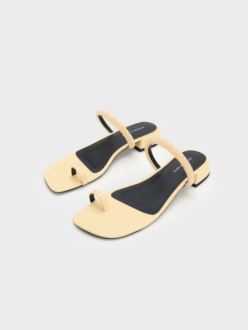 Sandale Plate Charles & Keith Beaded Bombeu-Ring Galbeni | 893DLWNTS