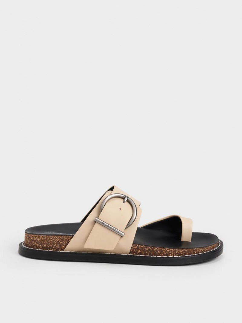Sandale Plate Charles & Keith Metallic Cu Catarama Bombeu-Ring Bej | 187FKCMXZ