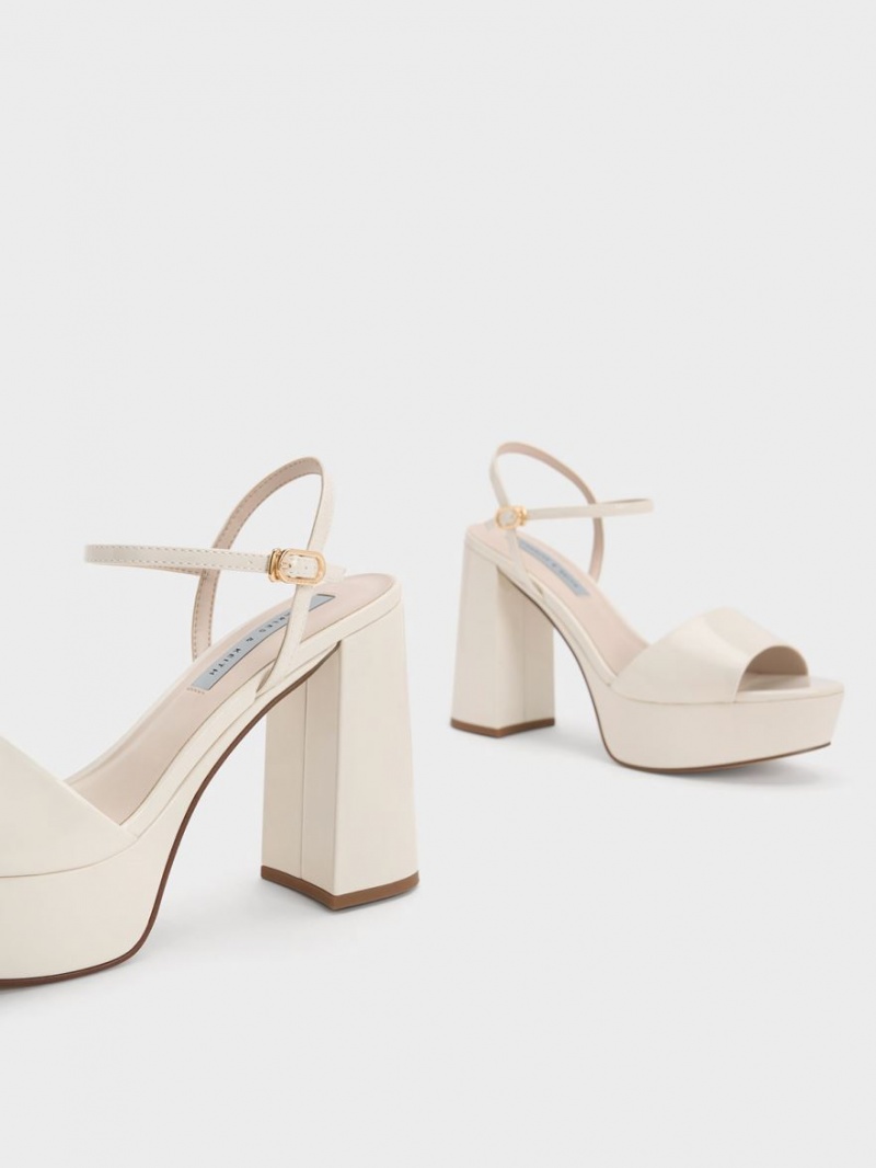 Sandale cu Platforma Charles & Keith Halle Peep-Bombeu Metallic Albi | 910QKEMVO