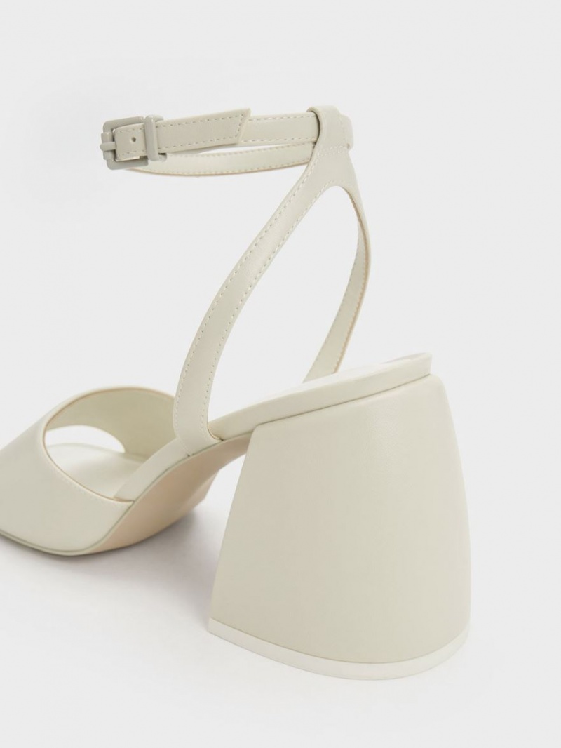 Sandale cu Toc Charles & Keith Grosolan Block Albi | 094BHEAGS