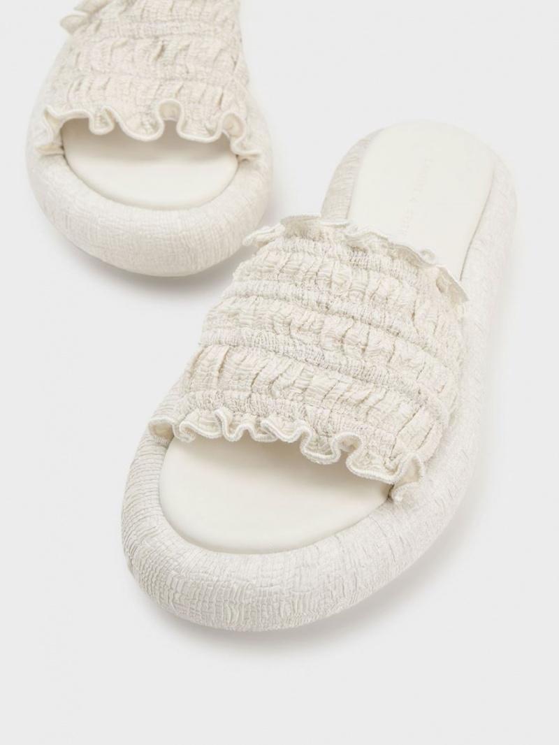 Slapi Charles & Keith Nuala Ruched Flatforms Albi | 492TFOAIM
