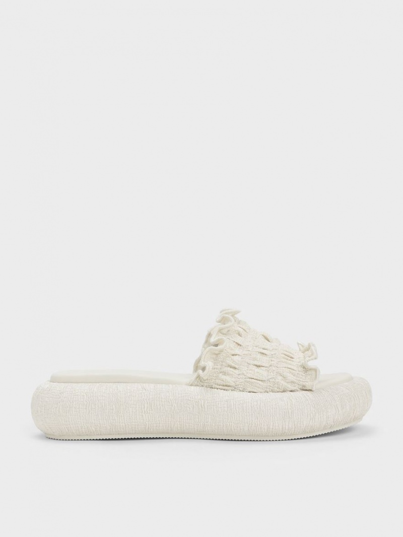 Slapi Charles & Keith Nuala Ruched Flatforms Albi | 492TFOAIM