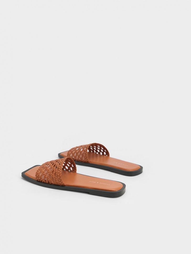 Slapi Charles & Keith Woven Square-Bombeu Maro | 352TFEHJZ
